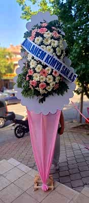 Tek Kat Beyaz / Pembe Çelenk 