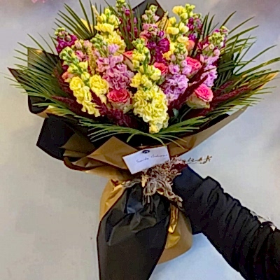 RENKLİ ŞEBBOY & İTHAL RENKLİ GÜL  BUKETİM VİP TASARIM